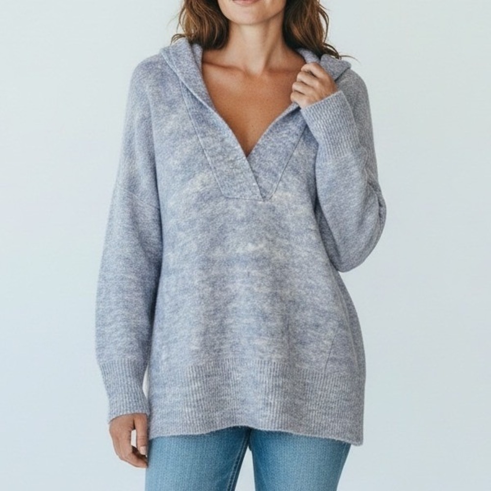 LOFT Lounge Sweater Womens Small Blue Hooded V-Neck Knit Pullover Relaxed Soft